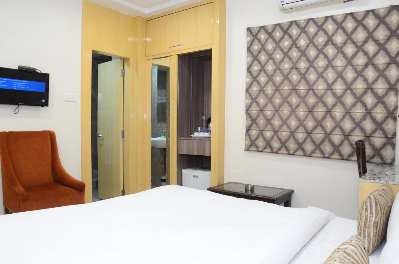 Crytsal Residency Hotel Ranchi Buitenkant foto