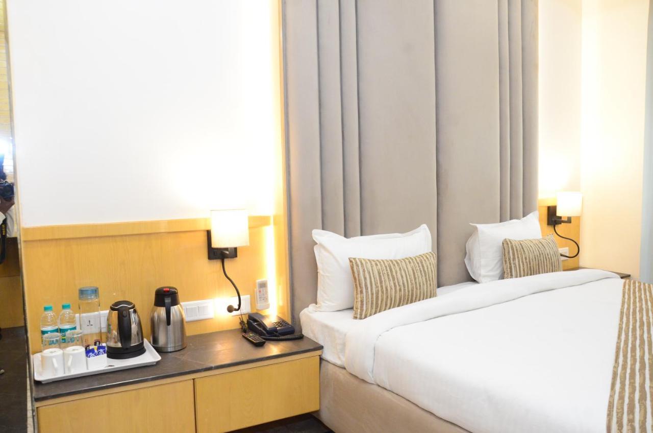 Crytsal Residency Hotel Ranchi Buitenkant foto