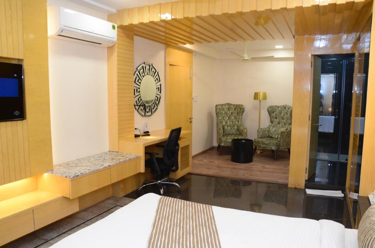 Crytsal Residency Hotel Ranchi Buitenkant foto