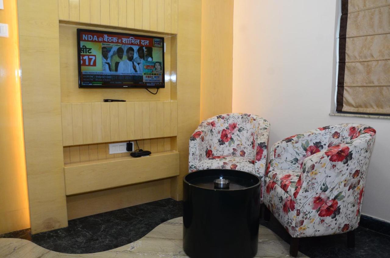 Crytsal Residency Hotel Ranchi Buitenkant foto